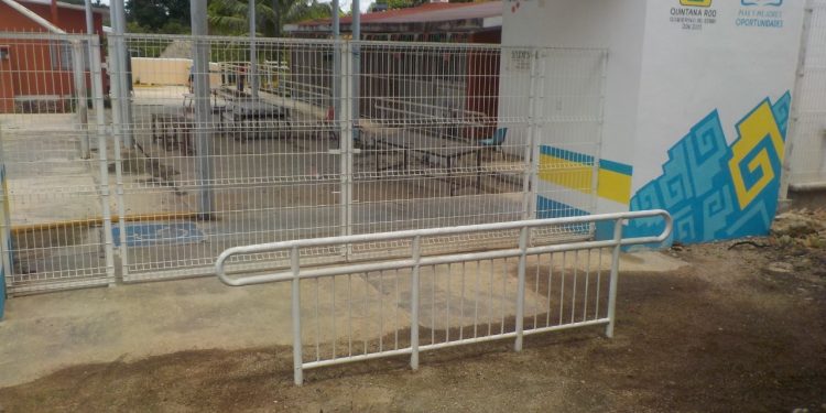 4 MILLONES PARA ESCUELAS DE ZONA MAYA