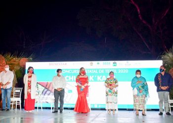 PREMIAN EN TULUM A GANADORES DEL CONCURSO TEXTIL CHUY K´KAAK