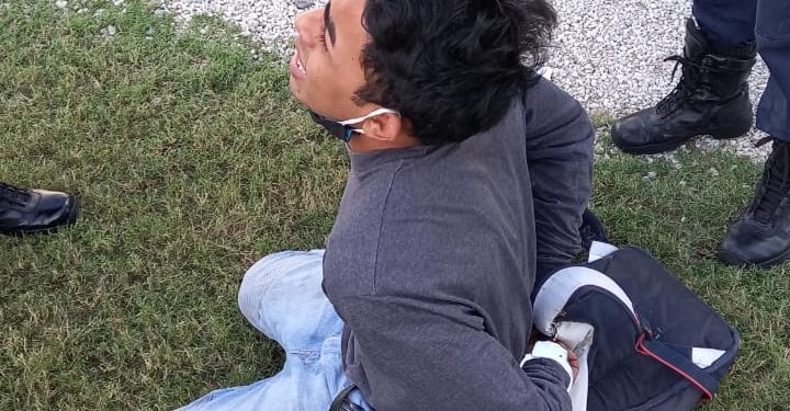 DETENIDO POR MASTURBARSE EN UN CAMIÓN DE LA RUTA DE BONFIL