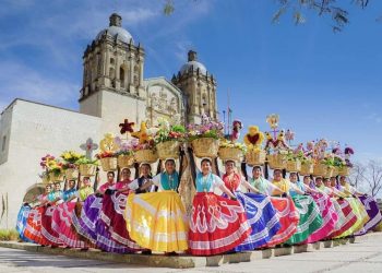 CONECTA VOLARIS A CANCÚN CON OAXACA
