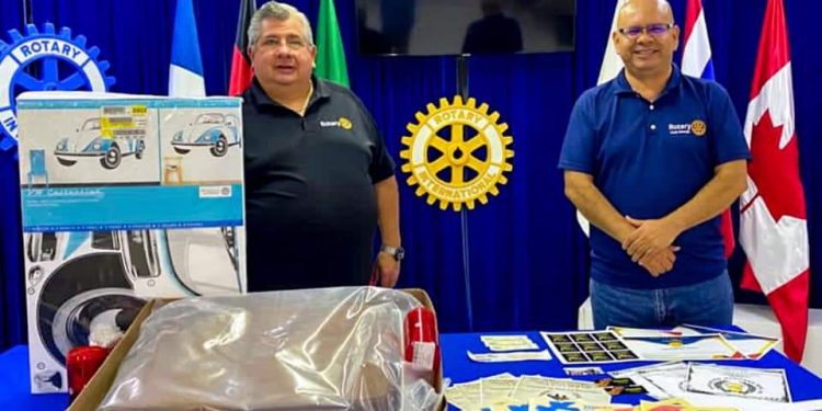 ROTARIOS DE CANCÚN REÚNEN AYUDA PARA DAMNIFICADOS DE CHIAPAS Y TABASCO