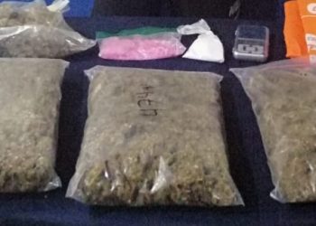 DETIENE POLICÍA QUINTANA ROO A TIRADOR DE DROGA Y UN ASALTANTE