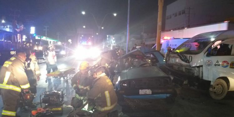 BOMBEROS LISTOS PARA ATENDER CUALQUIER PERCANCE EN FIESTAS DECEMBRINAS