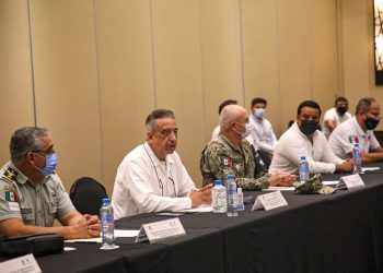PARTICIPA AYUNTAMIENTO ISLEÑO EN MESA DE SEGURIDAD Y JUSTICIA DE COSTA MUJERES