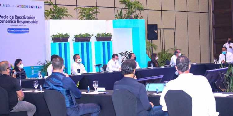 PARTICIPA JUAN CARRILLO EN LA FIRMA DEL PACTO DE REACTIVACIÓN ECONÓMICA RESPONSABLE