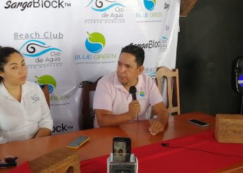 INNOVAN CON BLOCK HECHO DE SARGAZO Y PLÁSTICO