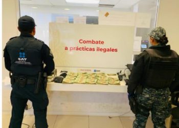 ADUANAS Y GUARDIA NACIONAL DECOMISAN CARGADORES PARA ‘CUERNO DE CHIVO’, FENTERMINA, CARTUCHOS DE CANNABIS Y MILES DE DÓLARES Y CHEQUES