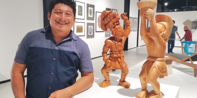 ESCULTOR MAYA DE TIHOSUCO (JO’TSUC) EXPONE SUS PRIMERAS PIEZAS DE ARTE