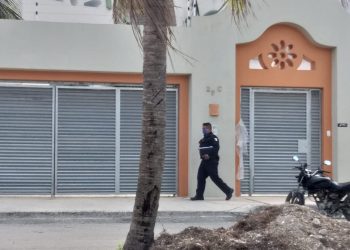 HOMBRE PIERDE LA VIDA TRAS CAER DE UN EDIFICIO EN LA RESIDENCIAL POK TAH POK EN CANCÚN