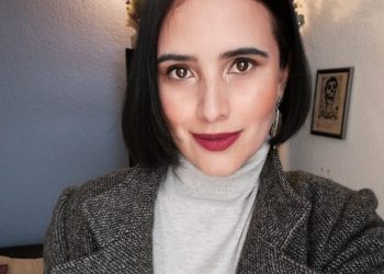 CUANDO EL LOBO SE COMIENZA A VESTIR DE CAPERUCITA, LLEGÓ EL MOMENTO DE ABRIR AÚN MÁS LOS OJOS