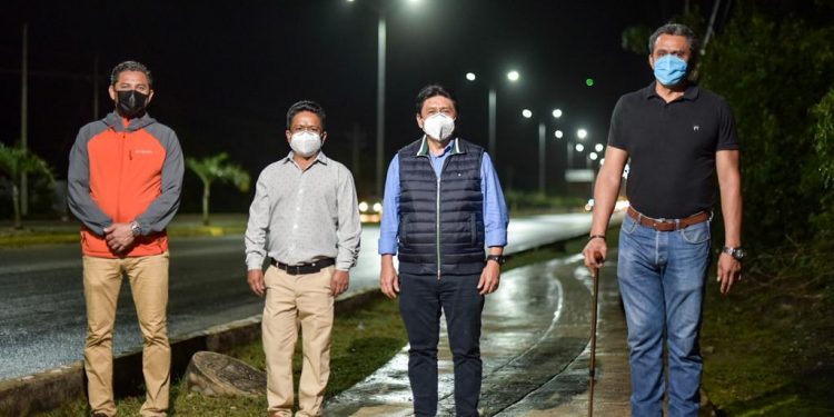 CUMPLE VÍCTOR MAS CON AMPLIACIÓN DEL ALUMBRADO PÚBLICO