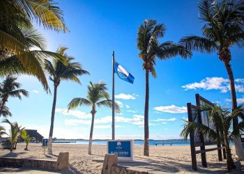 REFRENDAN PLAYAS DE ISLA MUJERES DISTINTIVO “BLUE FLAG”