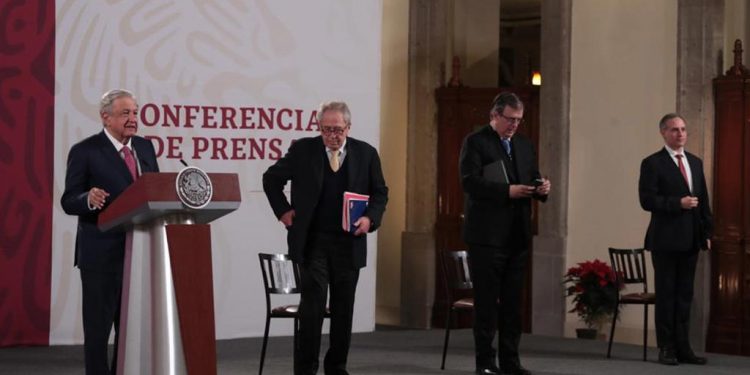 AMLO SE APLICARÁ LA VACUNA CONTRA COVID-19 EN FEBRERO DE 2021