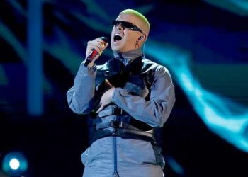 BAD BUNNY HACE HISTORIA EN LA LISTA BILLBOARD 200 CON LA PRIMERA POSICIÓN