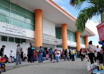 BAJAN PACIENTES ACTIVOS DE COVID, PERO SUBEN HOSPITALIZADOS: SALUD