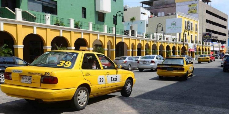 BUSCA MOVILIDAD DISMINUIR CONTAGIOS POR COVID-19 EN TRANSPORTE PÚBLICO