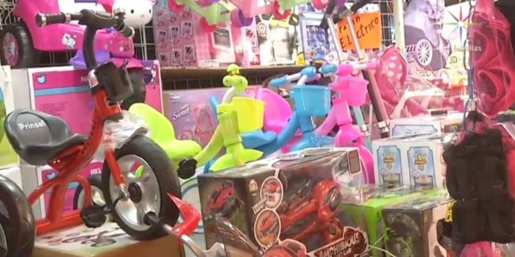 CDMX PROHIBE VENTA DE JUGUETES