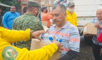 CONTINÚA SIN TREGUA LLEGANDO AYUDA HUMANITARIA A FAMILIAS AFECTADAS POR INUNDACIONES