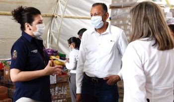 CONTINUARÁ ENTREGA DE AYUDA HUMANITARIA HASTA QUE SE TERMINE LOS INSUMOS: DEA ISABEL ESTRADA DE LÓPEZ