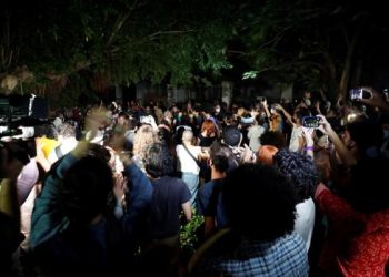 CUBA ROMPE EL DIÁLOGO CON LOS ARTISTAS Y LES ACUSA DE RECIBIR DINERO DE EE.UU.