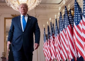 DATOS REVELAN TRATO DE FAVOR A FIRMAS VINCULADAS A TRUMP Y SU YERNO EN EE.UU.
