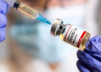 EE.UU. APROBARÁ PRONTO LA VACUNA DE PFIZER Y LA DISTRIBUIRÁ EL LUNES O MARTES