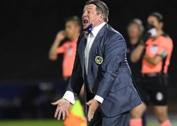 EL AMÉRICA DESPIDE AL ENTRENADOR MIGUEL HERRERA