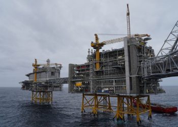 EL PETRÓLEO RETROCEDE ENTRE PREOCUPACIONES POR LA DEMANDA