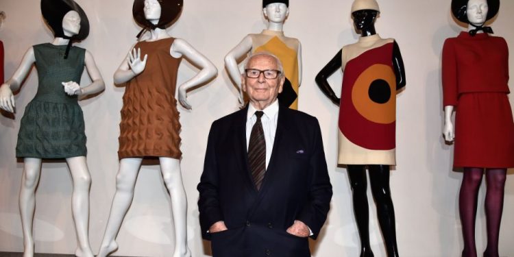 FALLECE A LOS 98 AÑOS EL DISEÑADOR PIERRE CARDIN