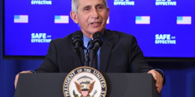 FAUCI CONSIDERA PROBABLE QUE LA CEPA INGLESA DE CORONAVIRUS YA ESTÉ EN EE.UU.