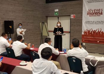 INAUGURA ANAHÍ GONZÁLEZ CICLO DE CONFERENCIAS EN MORENA