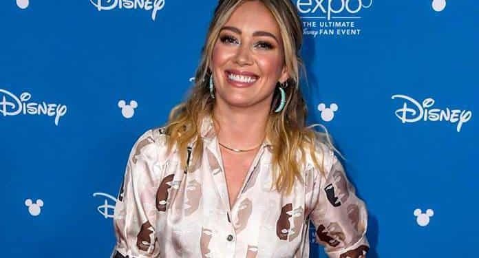HILARY DUFF ANUNCIA QUE DISNEY+ NO RECUPERARÁ LA SERIE «LIZZIE MCGUIRE»