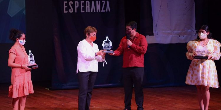 DISTINGUE GOBIERNO DE LAURA BERISTAIN A JÓVENES CON PRIMERA EDICIÓN DEL PREMIO MUNICIPAL JUVENTUD SOLIDARENSE