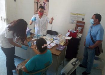HABITANTES DE LAS COMUNIDADES DE TULUM RECIBEN ATENCIÓN MÉDICA OPORTUNA