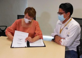 LAURA BERISTAIN, PRIMERA PRESIDENTA MUNICIPAL EN FIRMAR CONVENIO DEL TREN MAYA