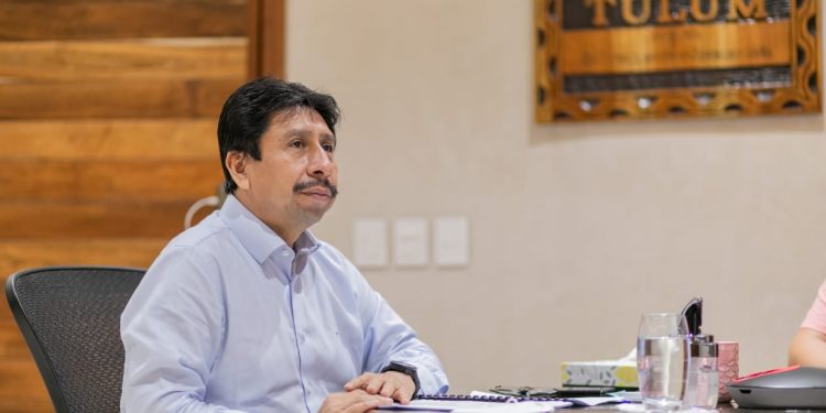 AVANZA COMPROMISO DE VICTOR MAS PARA ANEXAR DOS POBLADOS A TULUM
