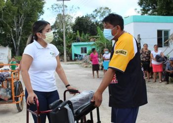 SOFÍA ALCOCER CUMPLE COMPROMISOS, ENVÍA APOYOS Y OBSEQUIOS DECEMBRINOS A NIÑOS Y ABUELITOS DE COMUNIDADES RURALES