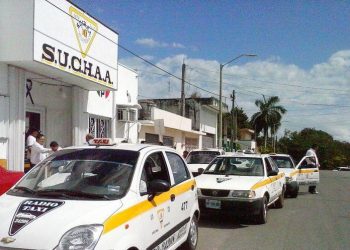 BUROCRATISMO EN SEFIPLAN E IMOVEQROO IMPIDEN EMPLACAMIENTO DE TAXIS