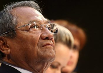 LAS CENIZAS DEL CANTAUTOR ARMANDO MANZANERO LLEGAN A SU NATAL MÉRIDA
