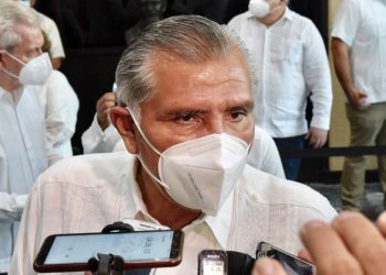 LLAMA ADÁN AUGUSTO A TABASQUEÑOS A CUIDARSE POR REPUNTE DE CASOS POSITIVOS Y ACTIVOS DE COVID-19
