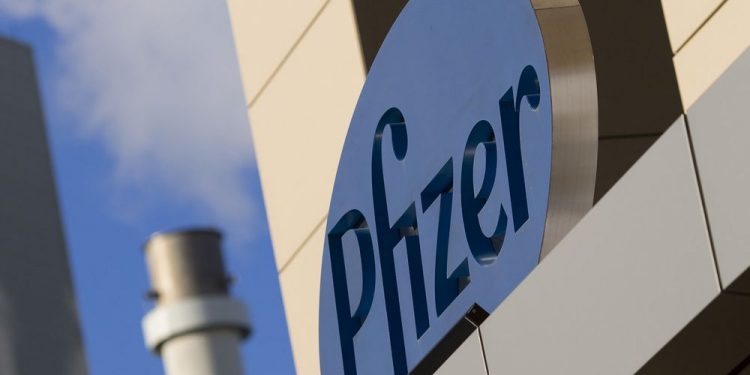 MÉXICO BUSCA CERRAR YA EL CONTRATO CON PFIZER Y AVANZA SU PLAN DE VACUNACIÓN