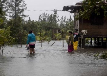 MÉXICO PREVÉ LLUVIAS TORRENCIALES EN DOS ESTADOS DEVASTADOS POR HURACÁN ETA