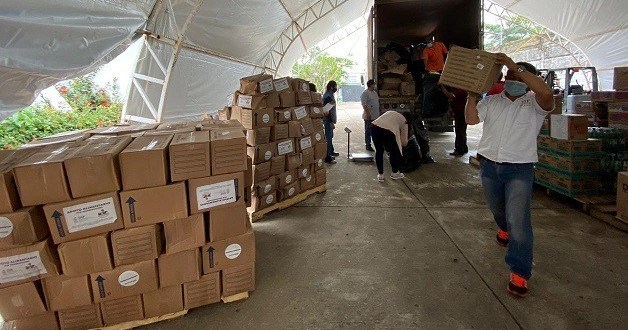 RECIBE DIF AYUDA HUMANITARIA DE FONATUR