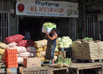 REPUNTA VENTA DE PRODUCTOS DE TEMPORADA EN LA CENTRAL DE ABASTO DE VILLAHERMOSA