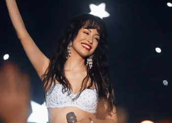 «SELENA»: NETFLIX REVIVE A LA LEYENDA MÁS FASCINANTE DE LA MÚSICA LATINA