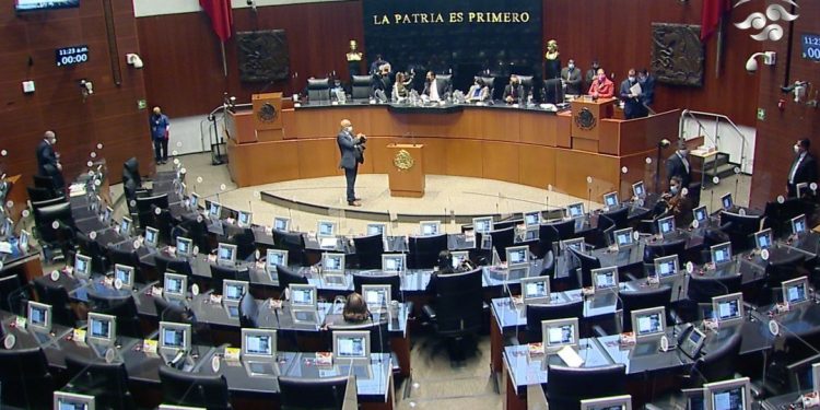 SENADO AVALA LA REFORMA QUE LIMITA PRESENCIA DE AGENTES EXTRANJEROS