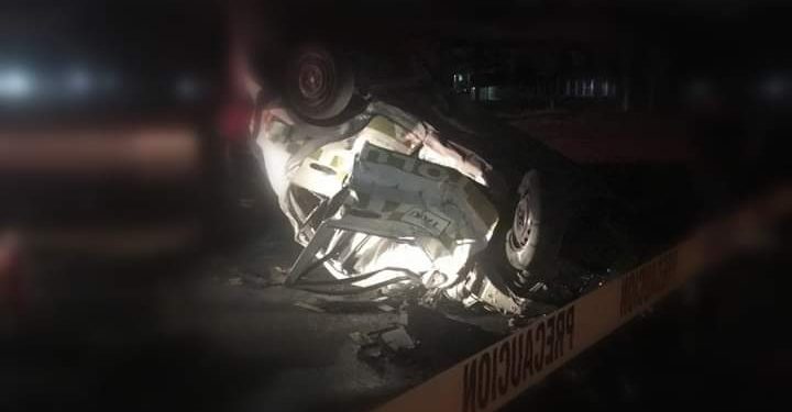 TAXI SE PARTE EN DOS Y MUERE NIÑA DE 3 AÑOS