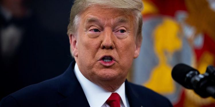 TRUMP DICE QUE LA VACUNA DE MODERNA ESTÁ APROBADA SIN QUE LO CONFIRME LA FDA