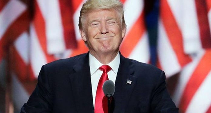 TRUMP INSINÚA QUE SE PRESENTARÁ A LA PRESIDENCIA DE NUEVO EN 2024