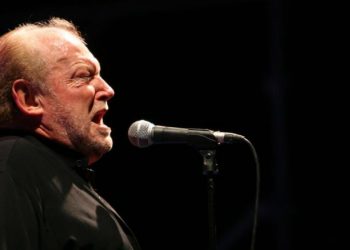 UN DÍA COMO HOY FALLECE JOE COCKER